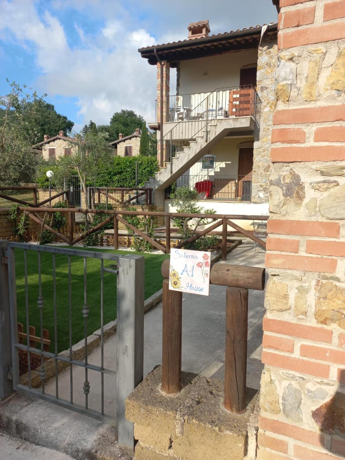 Saturnia House Apartamento Poggio Murella Exterior foto